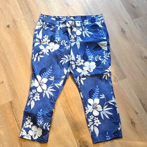 Tommy Bahama Cropped Jeans